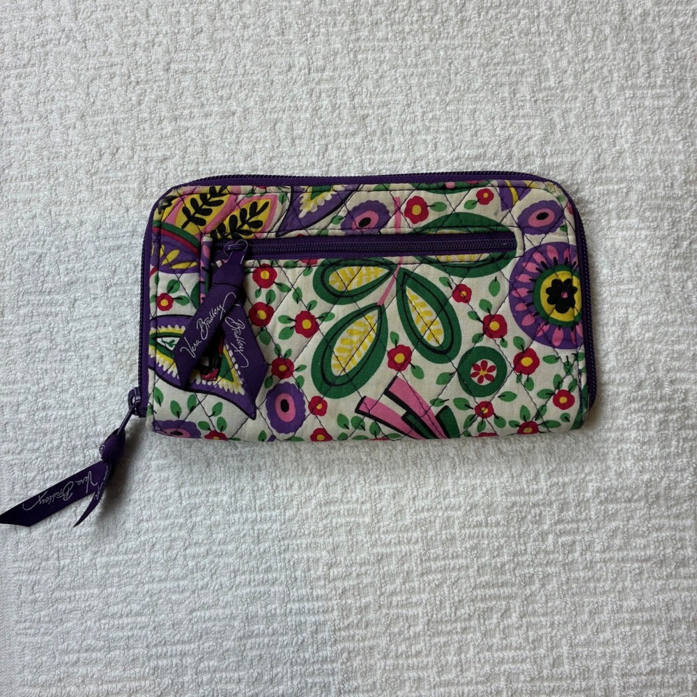 Vera Bradley Floral Quilted Zip Around Wallet Purple Provencal Boho Organizer